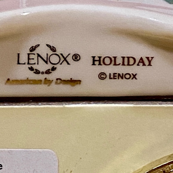 BNIB LENOX HOLIDAY ARCHIVE MUSICAL TRINKET BOX - Picture 14 of 14